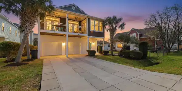 1607 Pinfish Lane