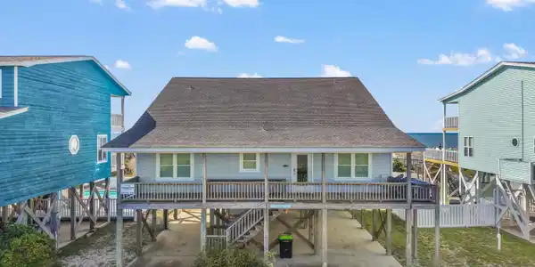 535 Ocean Boulevard W