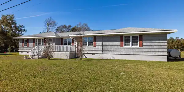 2255 Highway 70