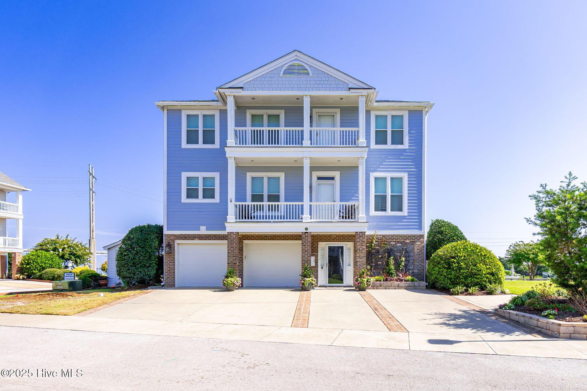 Image 1: 104 Gallants Lane