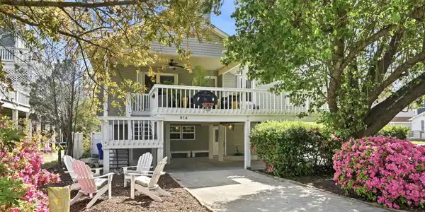 914 Oceanward Lane