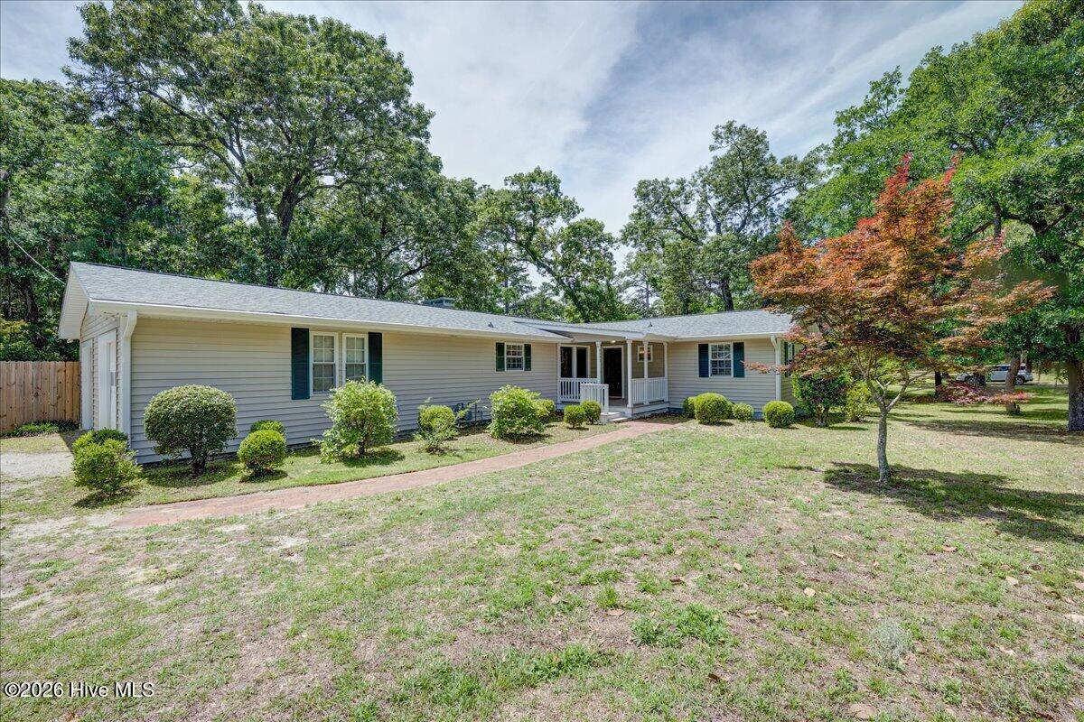 Image 1: 09-5107_White_Oak-47