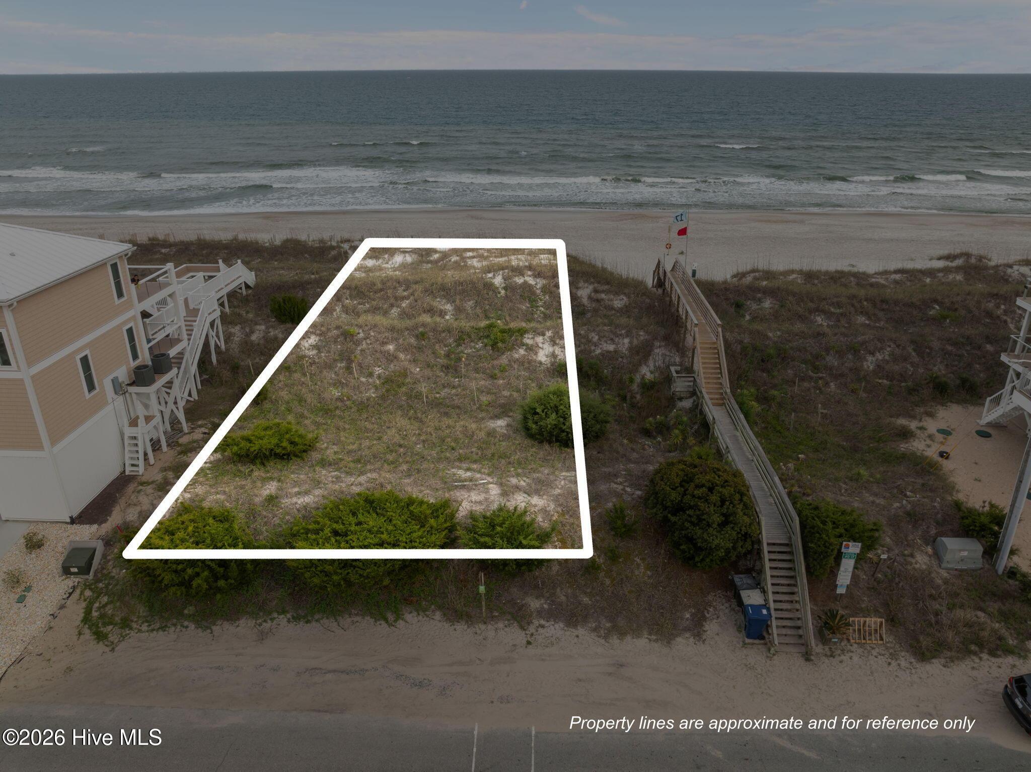 Image 2: 2-web-or-mls-Property Lines_1