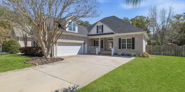 Image 2: 2-web-or-mls-GI - 1850 Carbie Ct - Listi