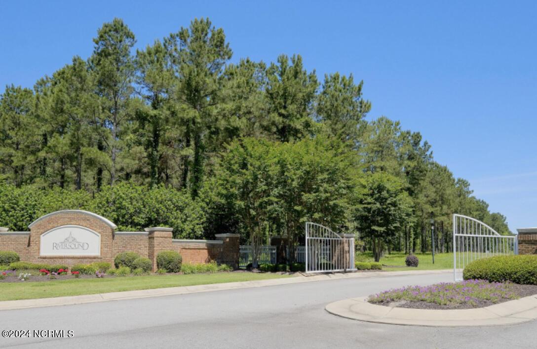 Image 2: Front Gate 6