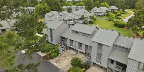 Image 3: 4-web-or-mls-DJI_20260501093944_0004_D