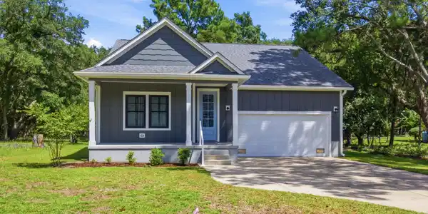 1207 Barkentine Drive