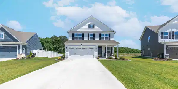 313 Miriam Drive E