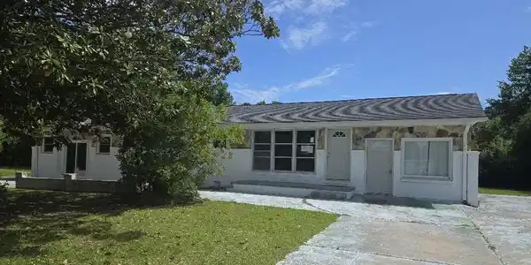 226 Great Neck Landing Road