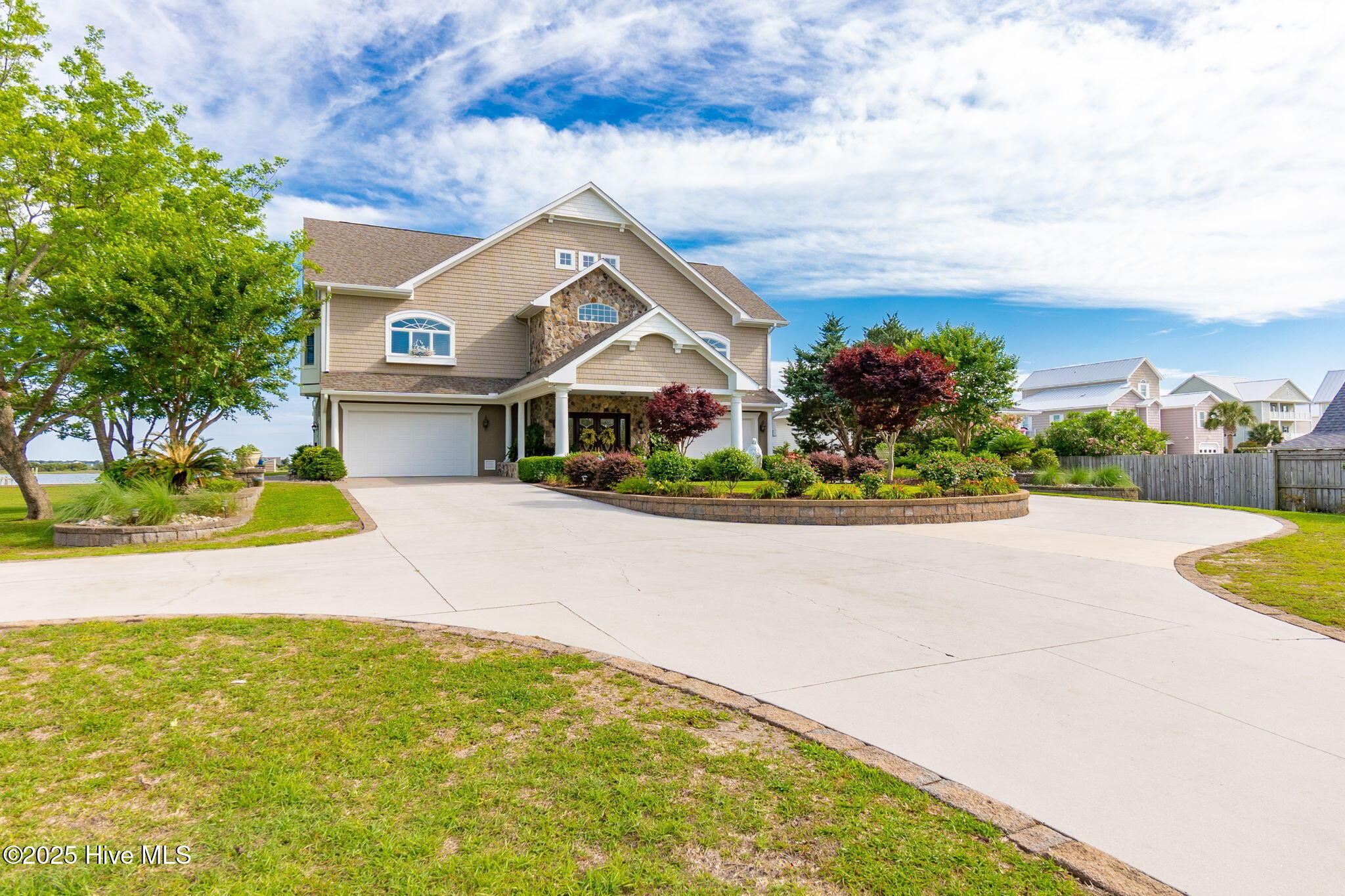 Image 4: 7-web-or-mls-cchadwick-visuals-291-live-