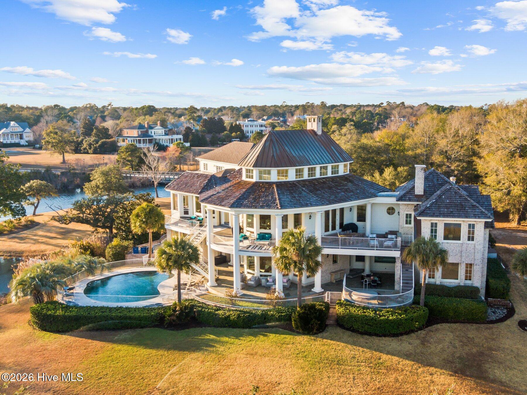 Image 3: 101_1121_pembroke_-09_699