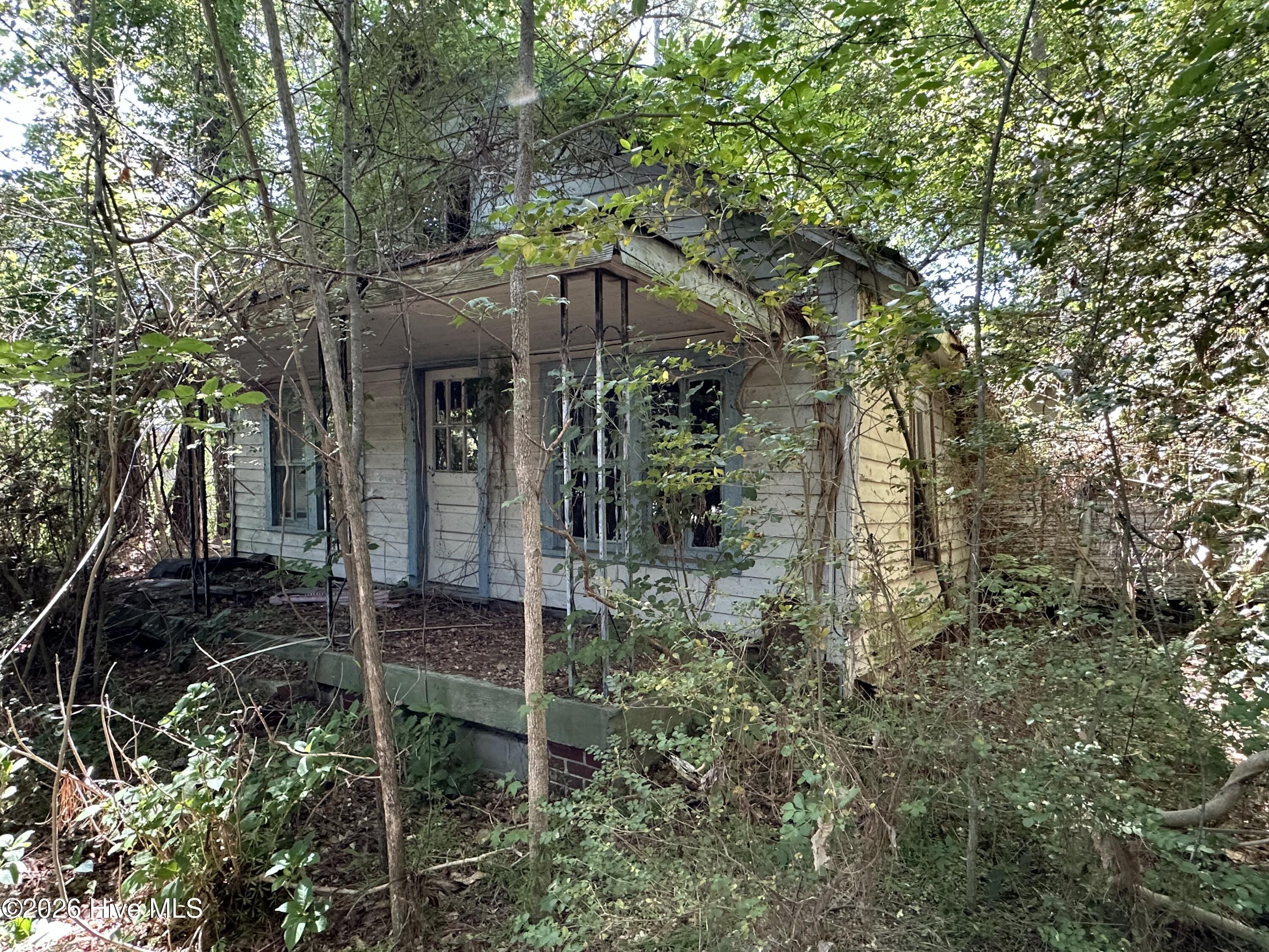 Image 1: Front Elevation