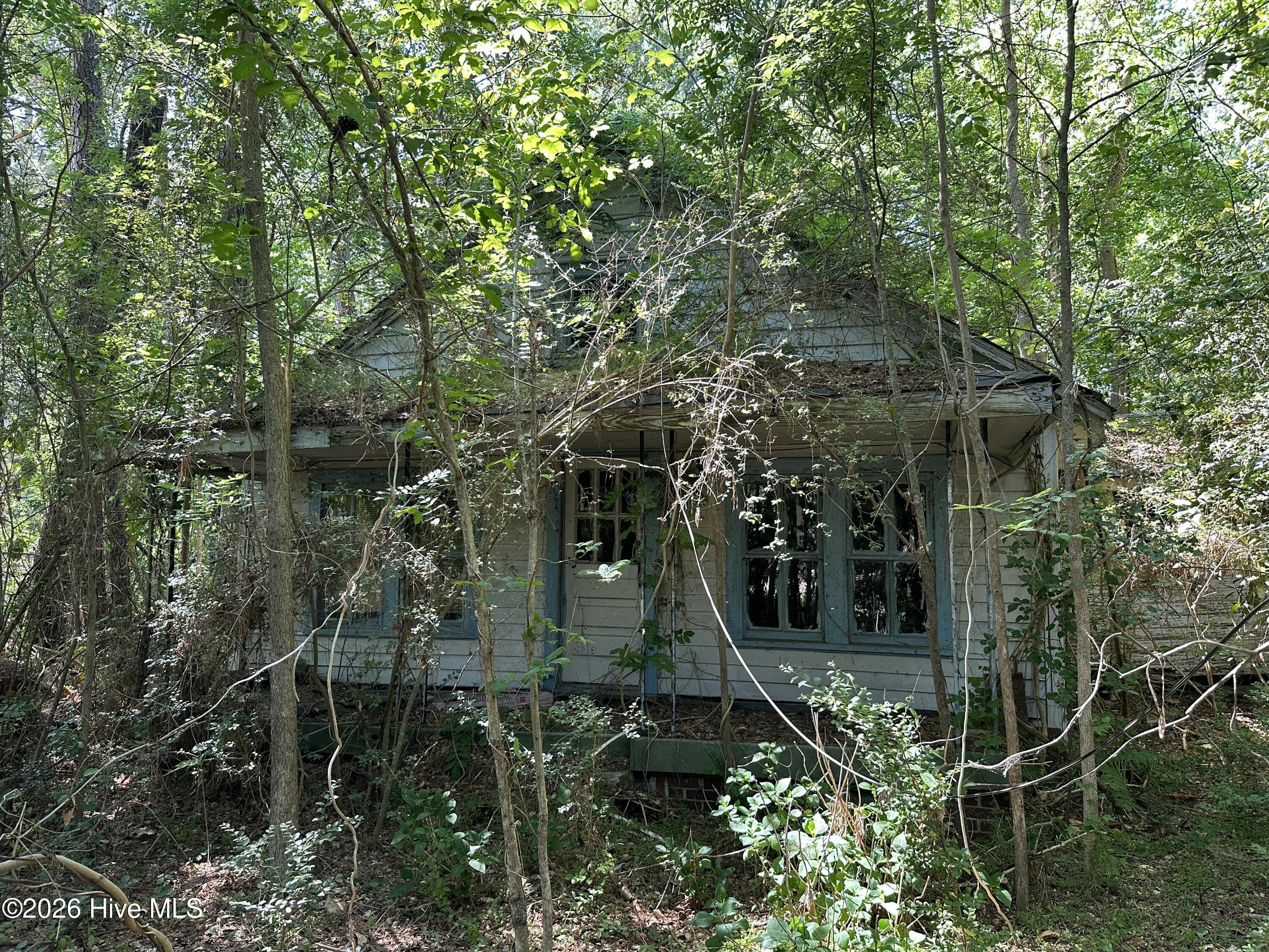 Image 3: Front Elevation