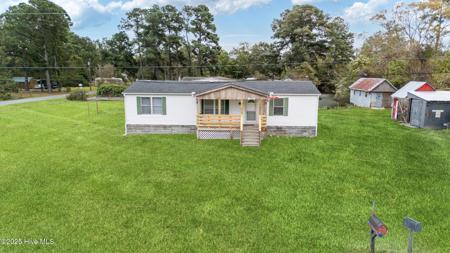 1742 Soundneck Road