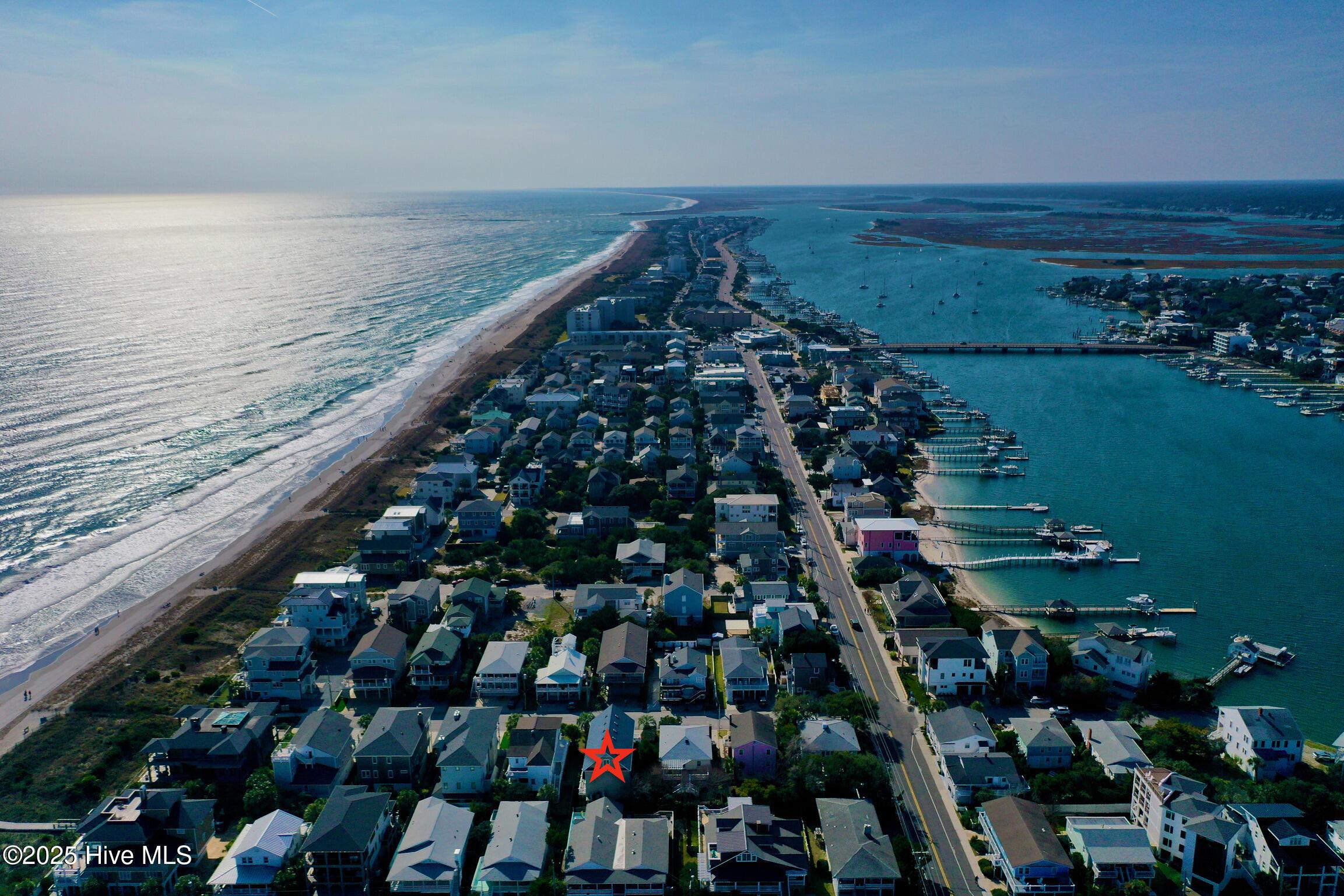 Image 3: In the Heart of Wrightsville Beach