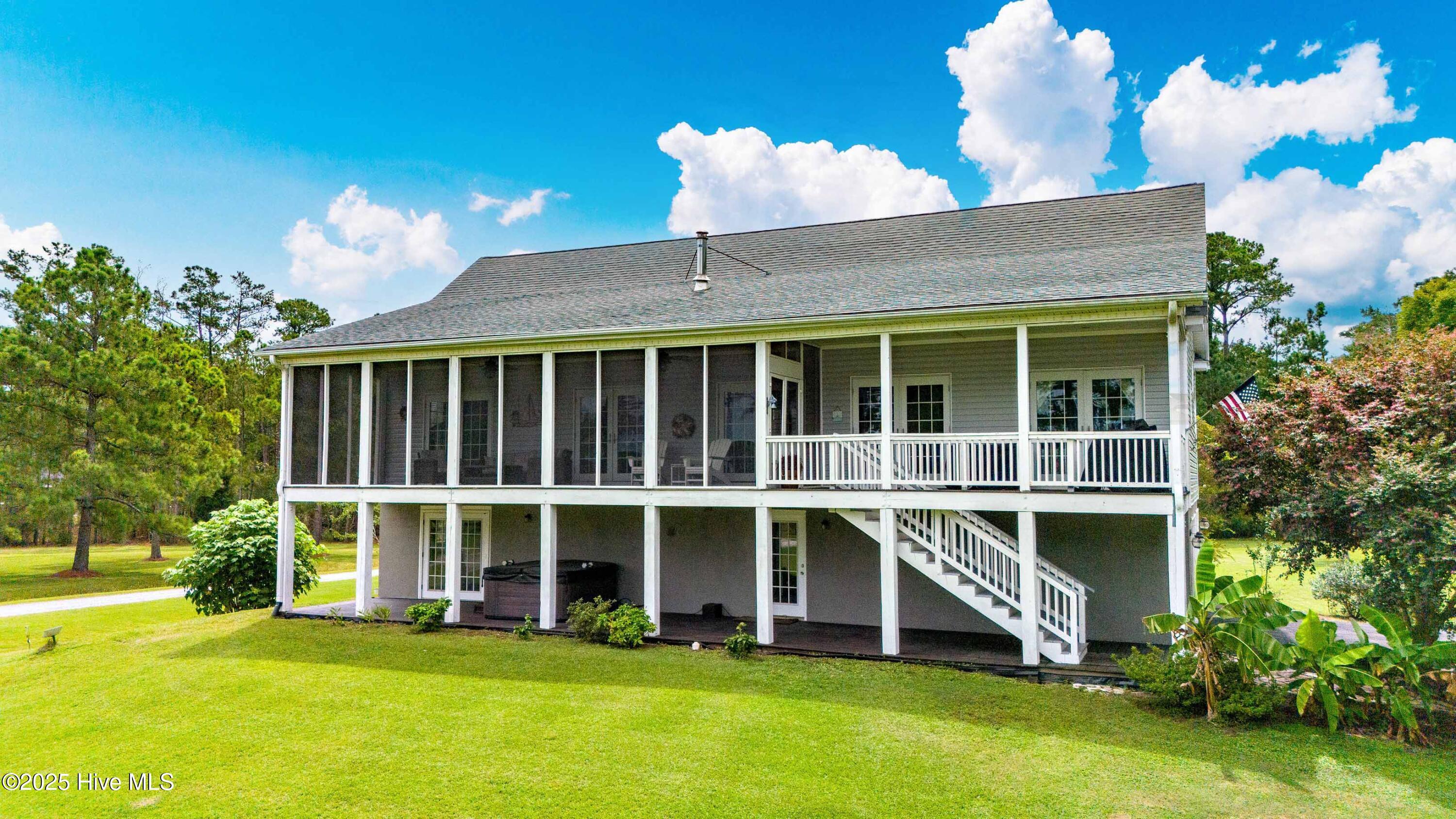 Image 2: 002_Exterior