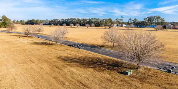 Image 2: 31-web-or-mls-chadwick-visuals-107-bare-