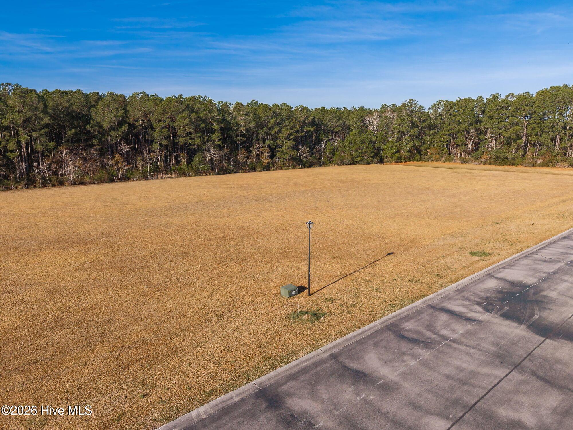 Image 3: 15-web-or-mls-chadwick-visuals-106-water