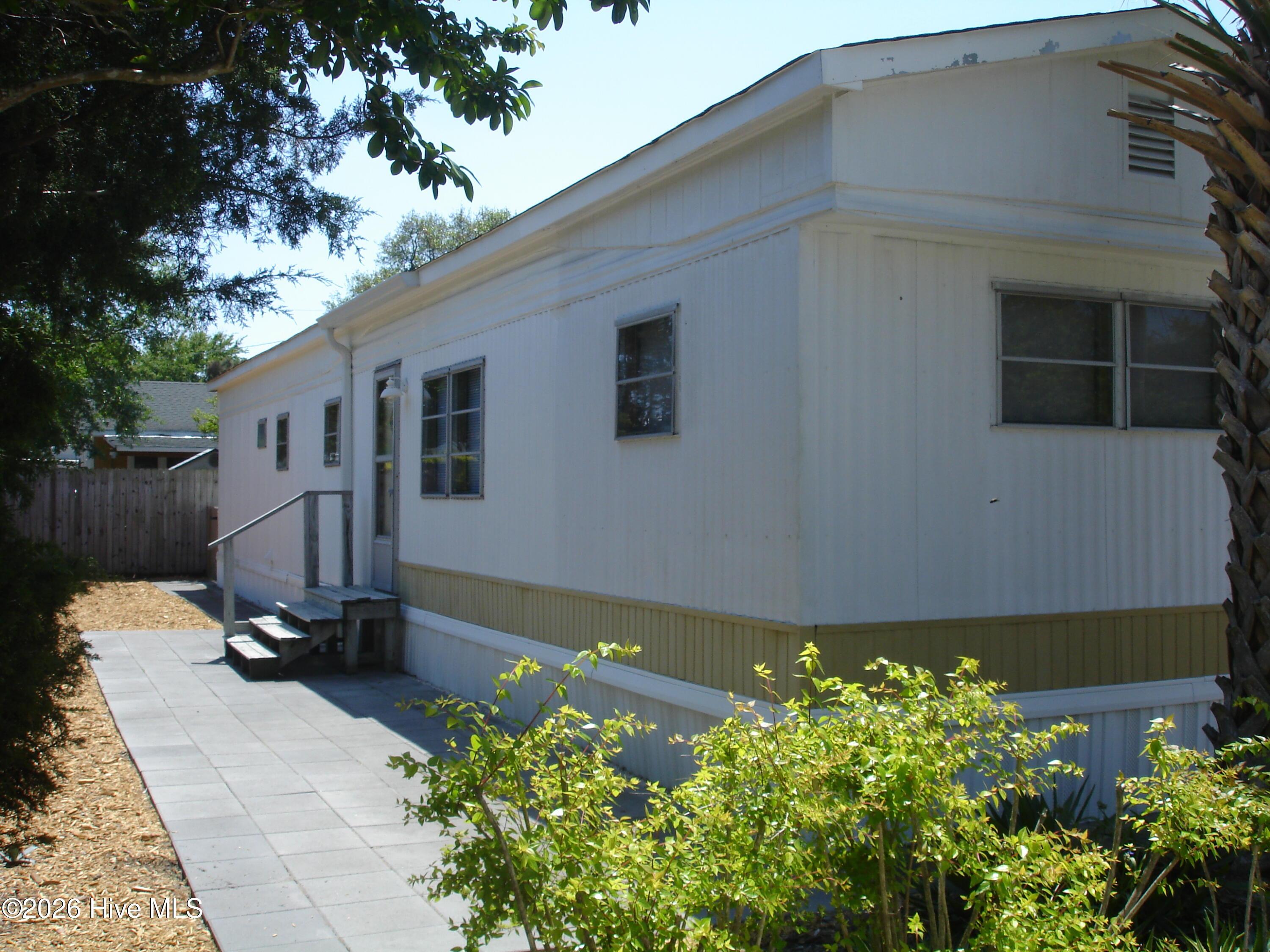 Image 3: DSC03698