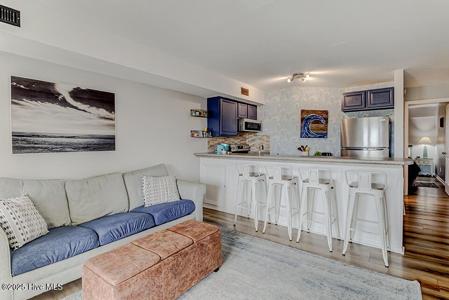 1600 Canal Drive Unit A20
