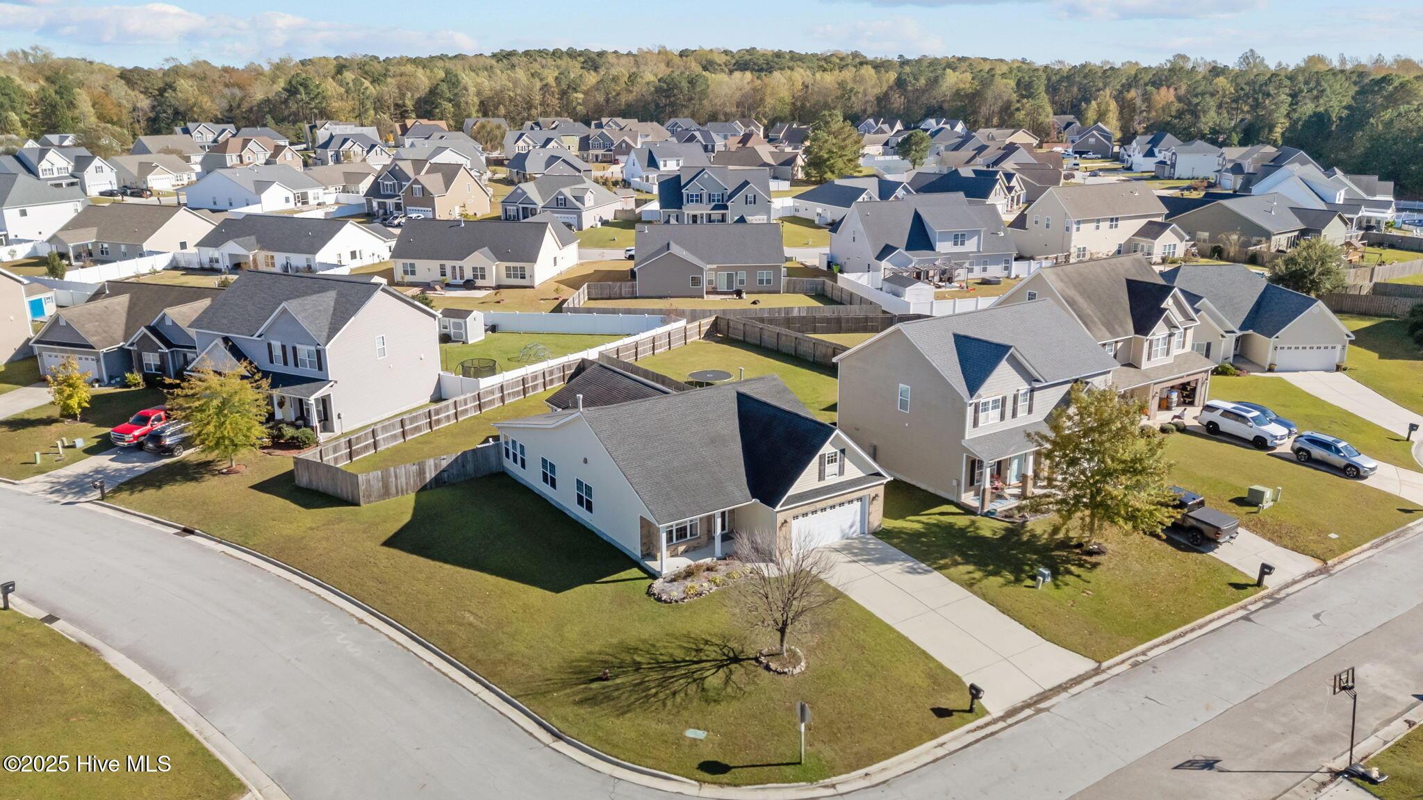 Image 2: 41-web-or-mls-DJI_20251031145421_0017_D
