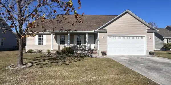902 Eastman Creek Drive