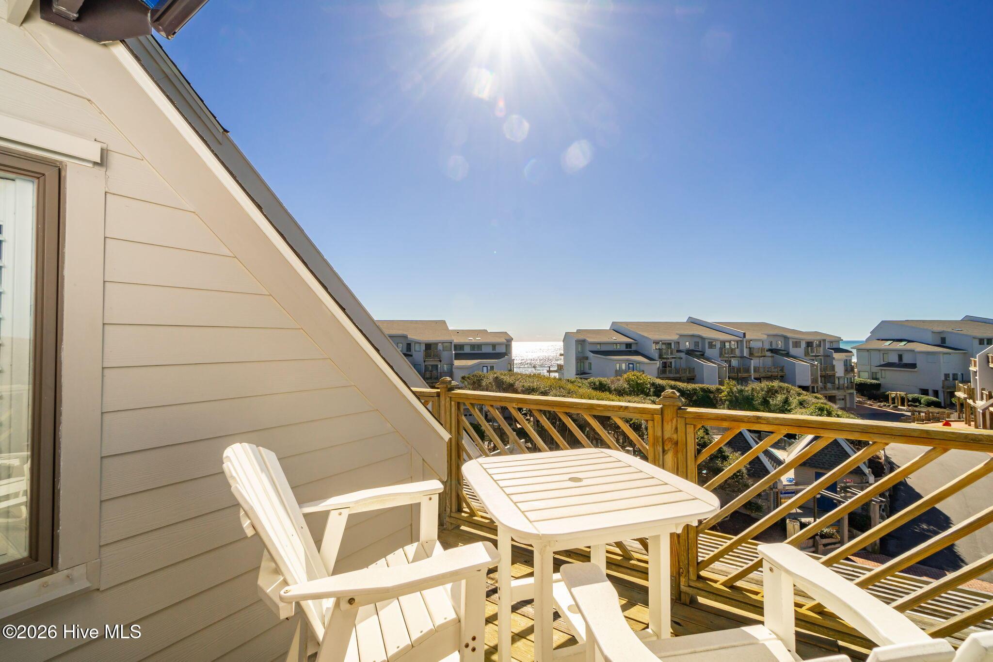Image 3: Deck with Ocean View