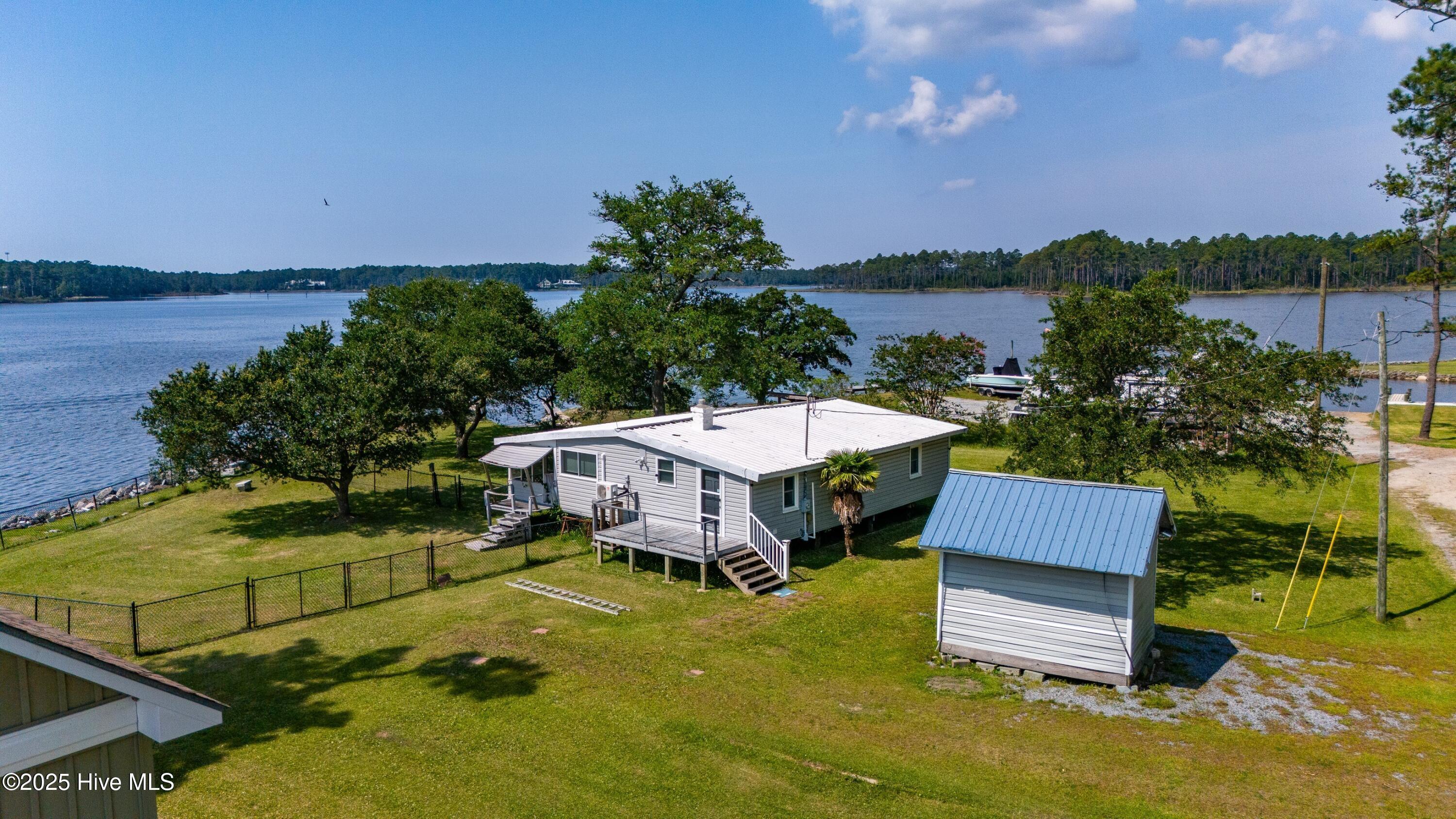 Image 2: 002_Exterior