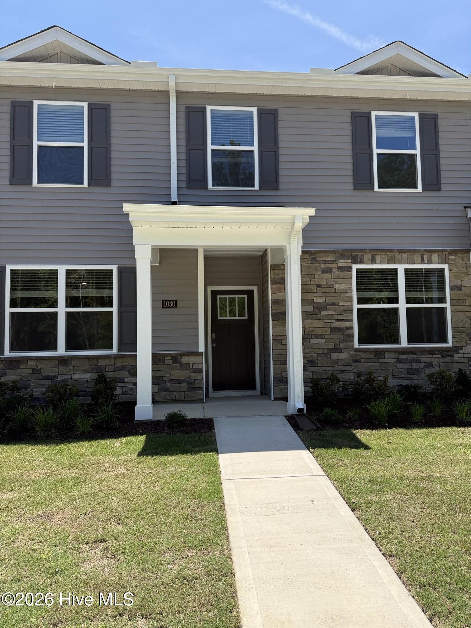 Image 1: 1030 Bayard Lot 41