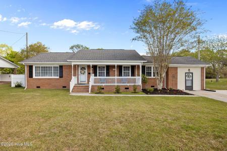 2406 N Hills Drive