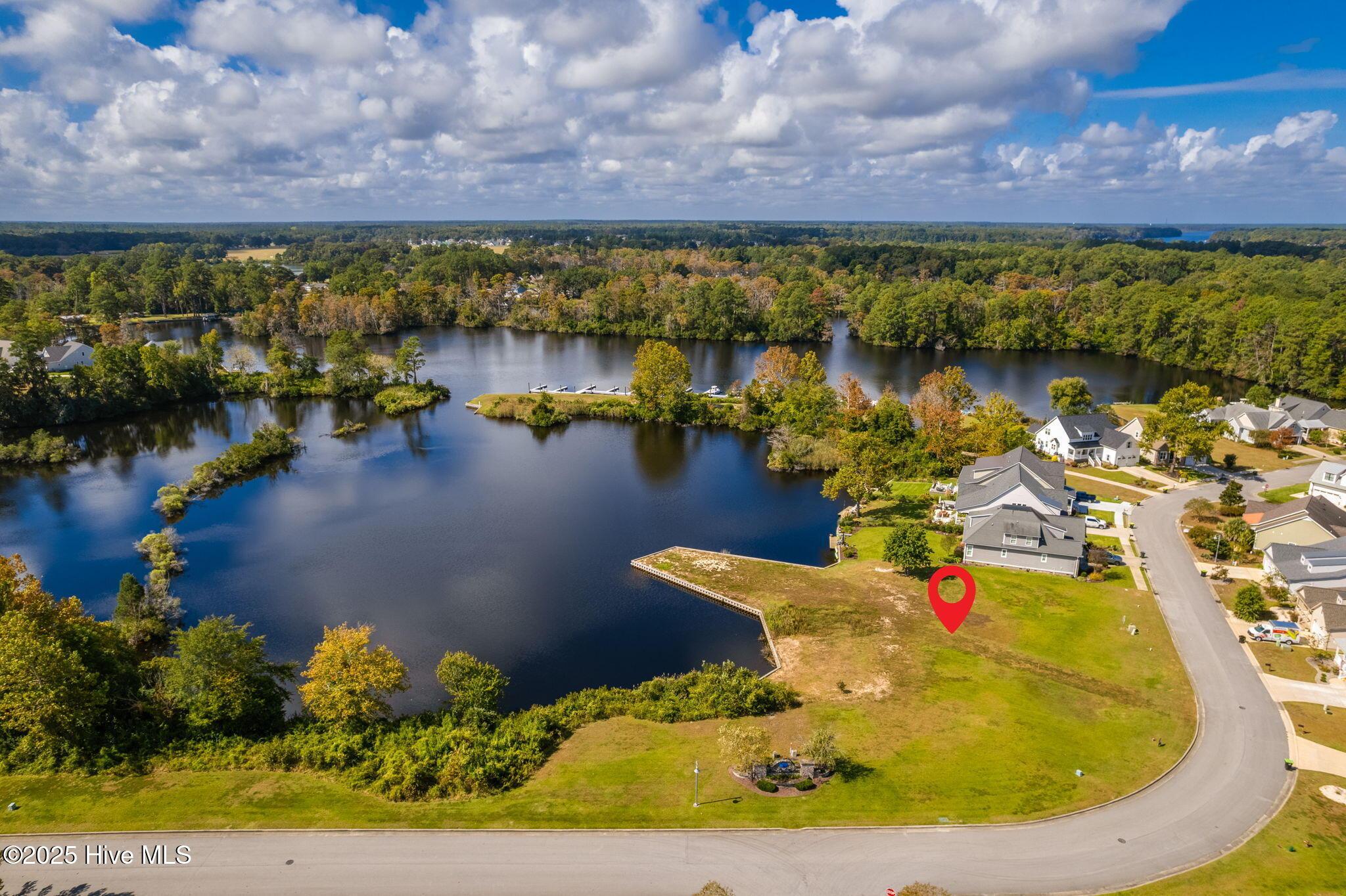 Image 2: Waterfront Lot in Brices Creek Harbour