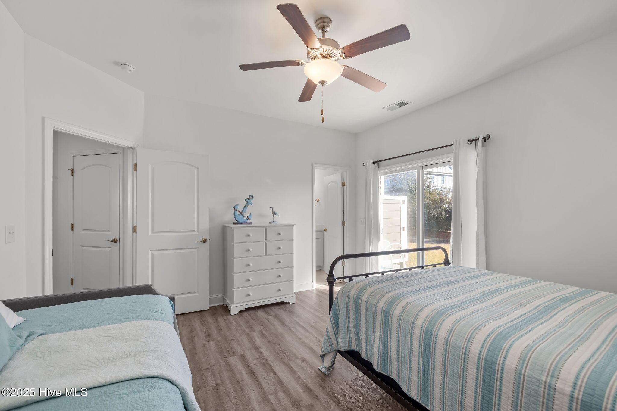Image 3: 5-web-or-mls-1S3A2329