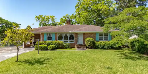 814 S Yaupon Terrace