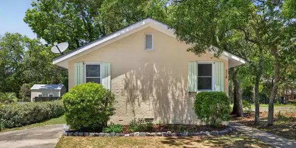 Image 2: 314AtlantaAvenue-2 - Copy