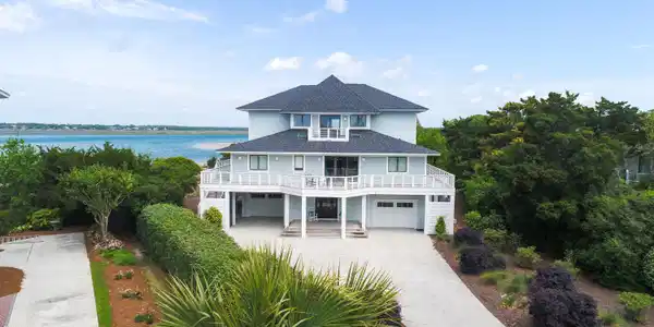 Image 2: DJI_0303