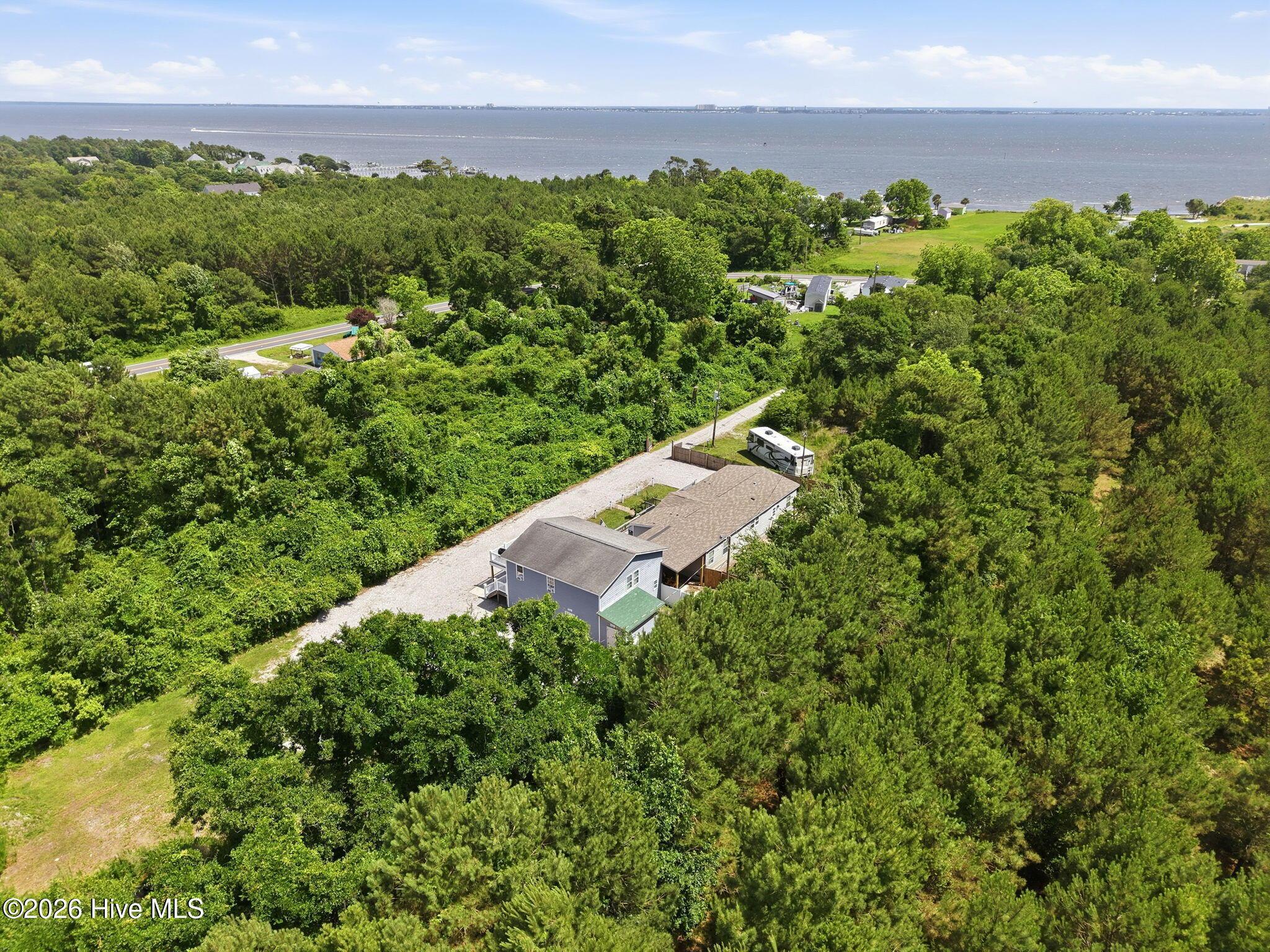 Image 4: Close To Bogue Sound & Water Access