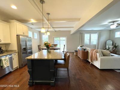 208 Abaco Drive W