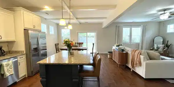 208 Abaco Drive W