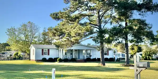 153 Edgewater Drive