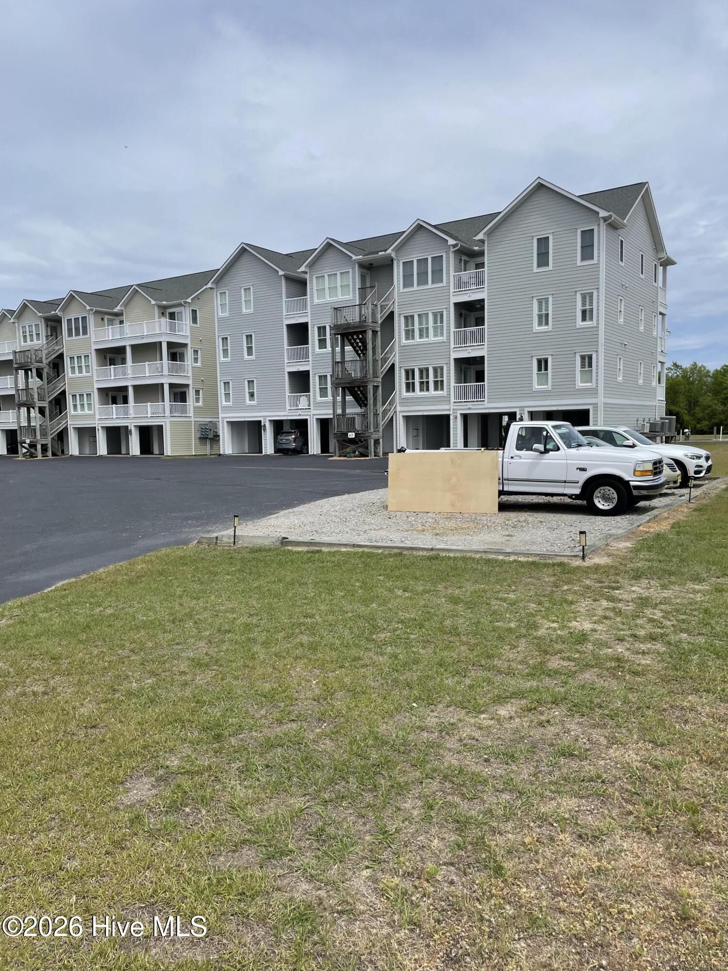 Image 1: condo 34