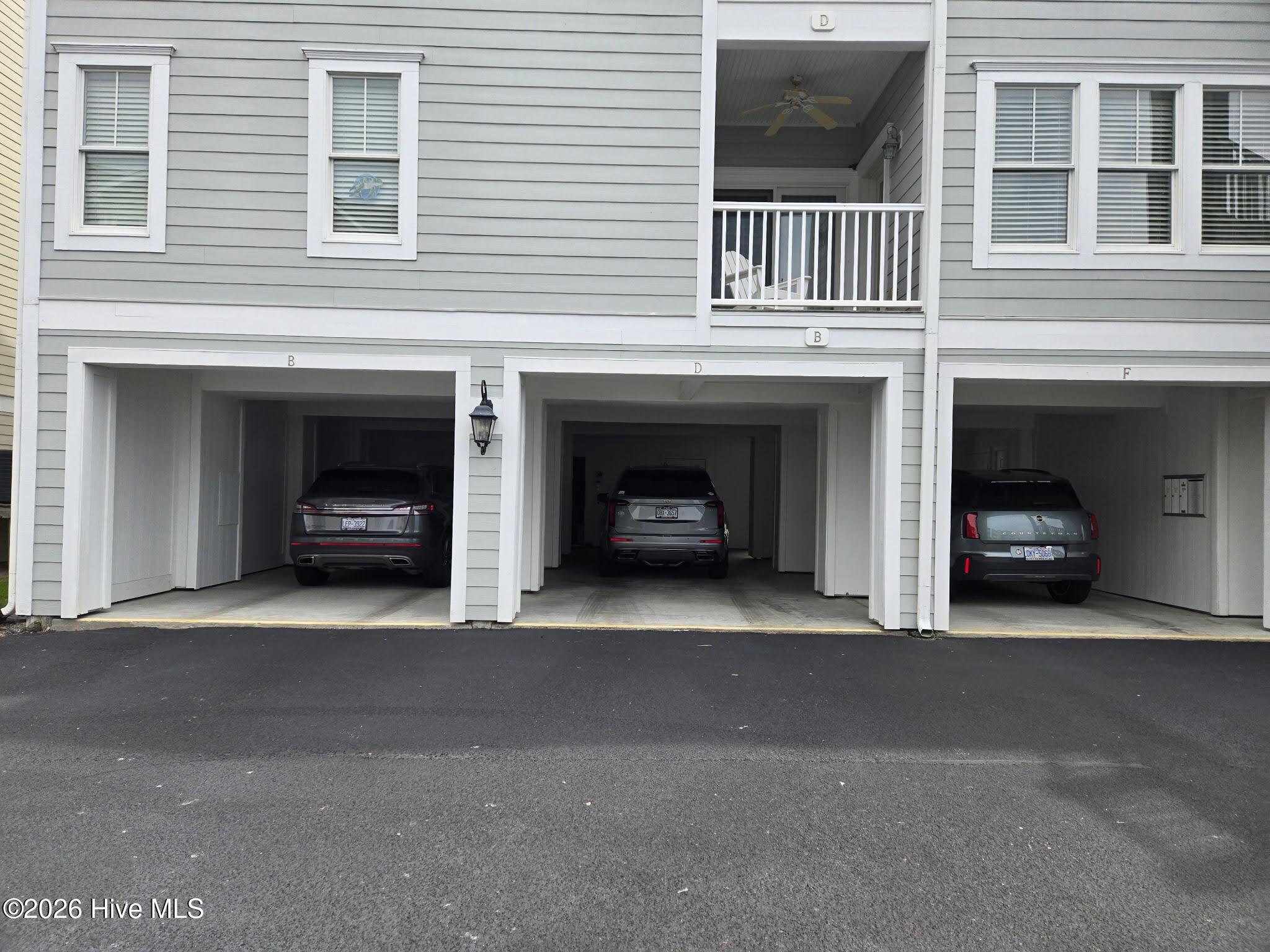 Image 4: fields covered parking
