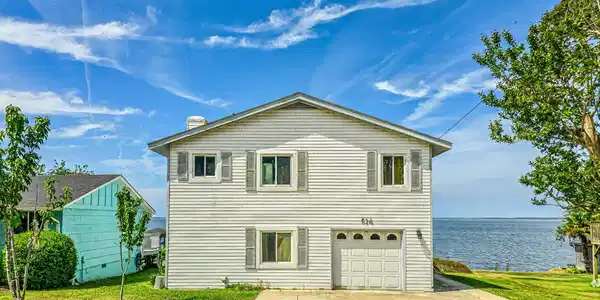 614 Surfside Drive