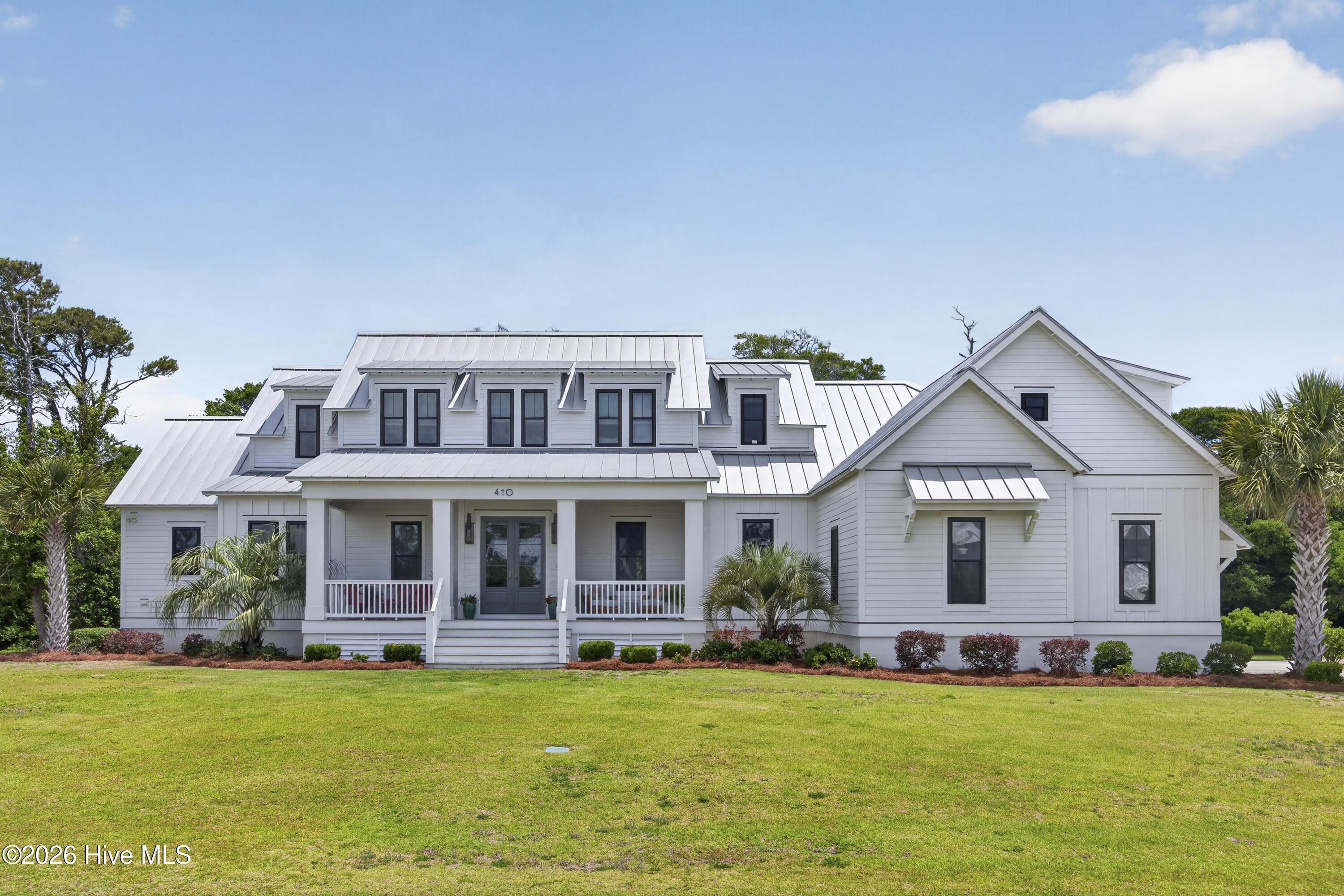 Image 1: 410SunriseCourt-3
