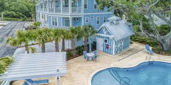 Image 2: Tropical Pool