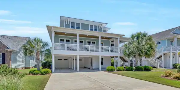 714 Sloop Pointe Lane