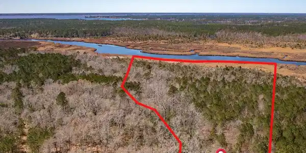 Image 2: D08-66 Drone Video down Goose Creek