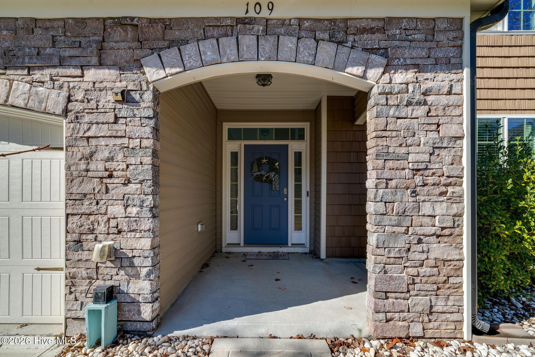 Image 3: 109creekend4