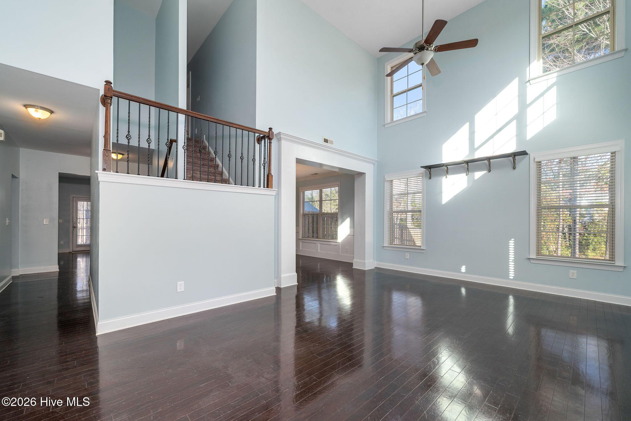 Image 4: 109creekend5