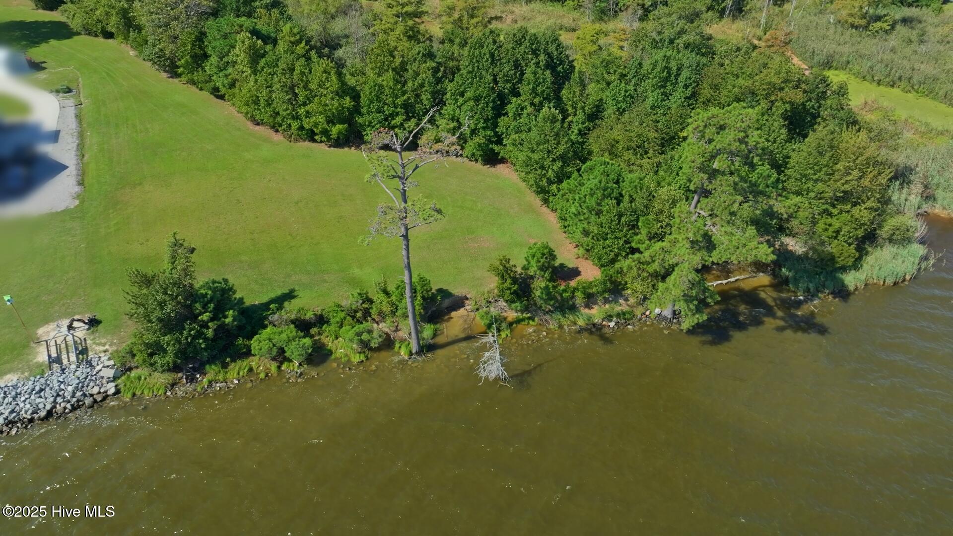 Image 1: Main Photo
