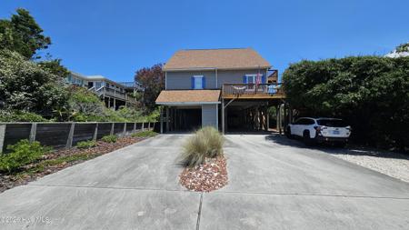 102 W Scotch Bonnet Drive